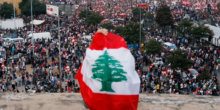 الاتكاء على موقف.. وحده طريق الخلاص!