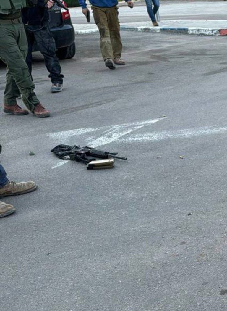 إطلاق نار في محطة الوقود بمستوطنة “عيلي” جنوب نابلس (فيديو)