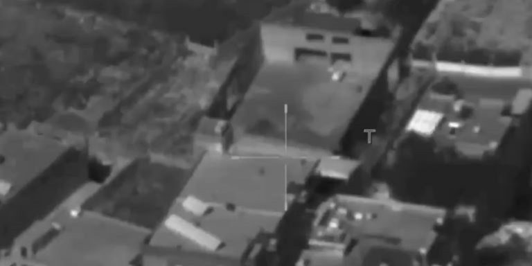 بالفيديو.. الاحتلال ينشر مشاهد من غارة بنت جبيل