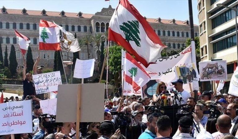 “العسكريون المتقاعدون”: لمنع مجلس الوزراء من الإنعقاد غداً