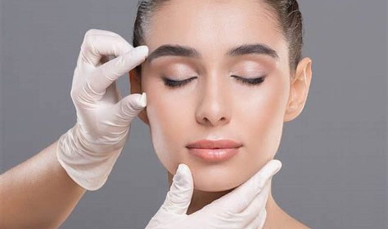 تباطؤ في نموّ السوق العالمية للطب التجميلي خلال عام 2023