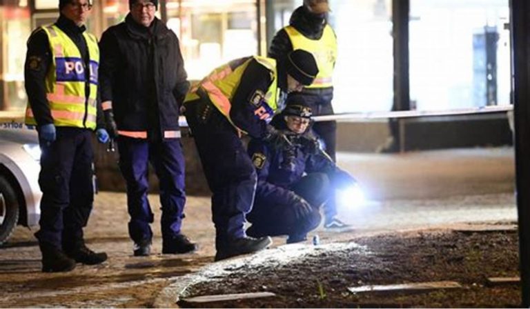 تحقيق في السويد بشأن الهجوم على السفارة “الإسرائيلية”