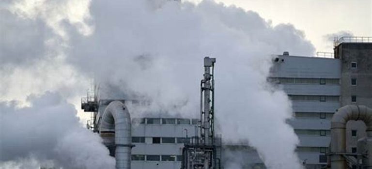 أوكرانيا تقصف مصفاة لتكرير النفط في روسيا