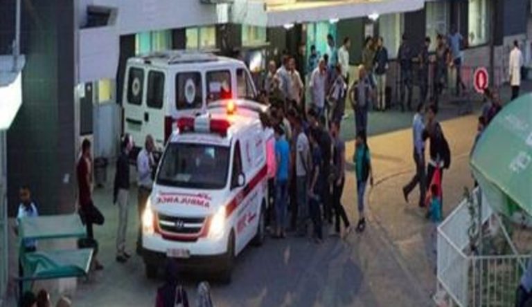 “الصحة” في غزة: الاحتلال يحتجز قافلة مساعدات قرب مجمع ناصر الطبي