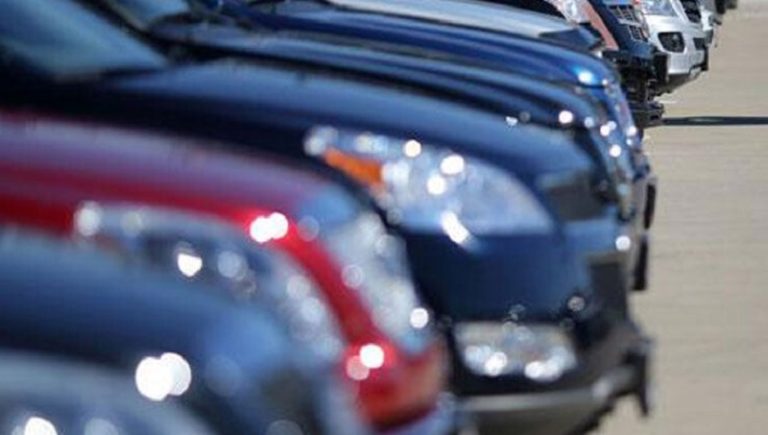 الرسوم الجمركية تهدّد معارض السيارات المستعملة: “إلى الزّوال درّ”!