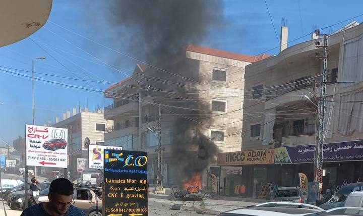 الدفاع المدني: شهيدان بالغارة على المجادل
