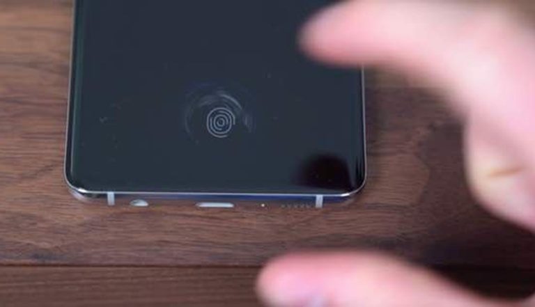 سرقة بصمة الإصبع عبر الصوت: ثغرة أمنيّة جديدة تهدّد هواتفنا!