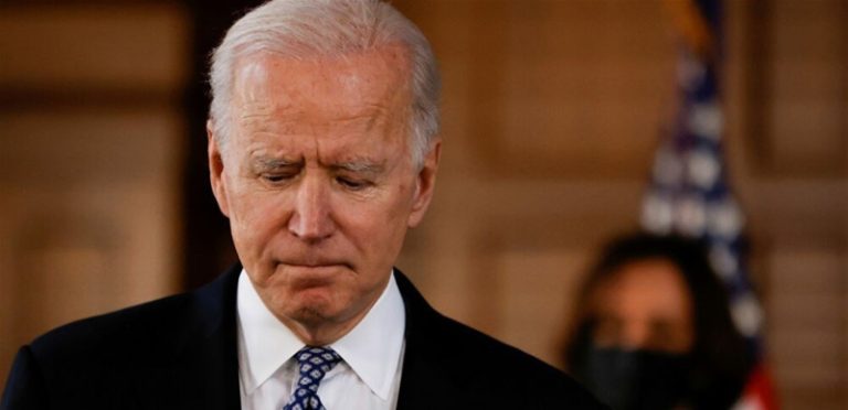 بايدن يعلن عن 500 عقوبة على روسيا