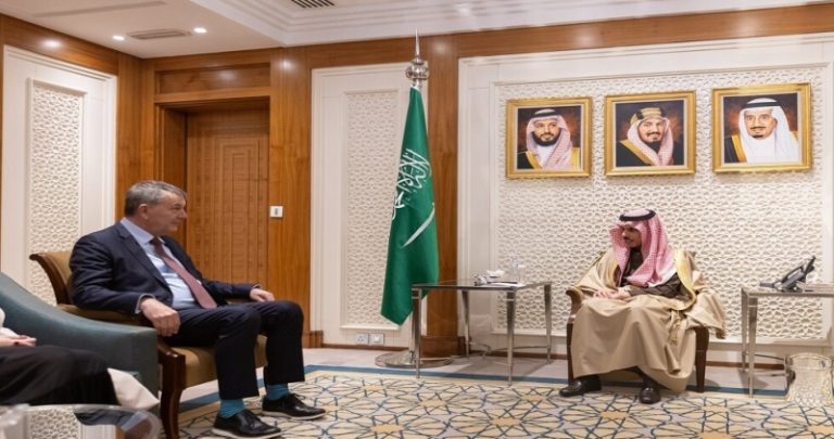 بن فرحان: السعودية مستمرة في دعم “الأونروا”