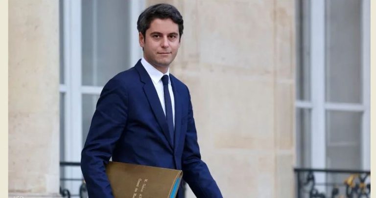 رئيس وزراء فرنسا يزور برلين الإثنين