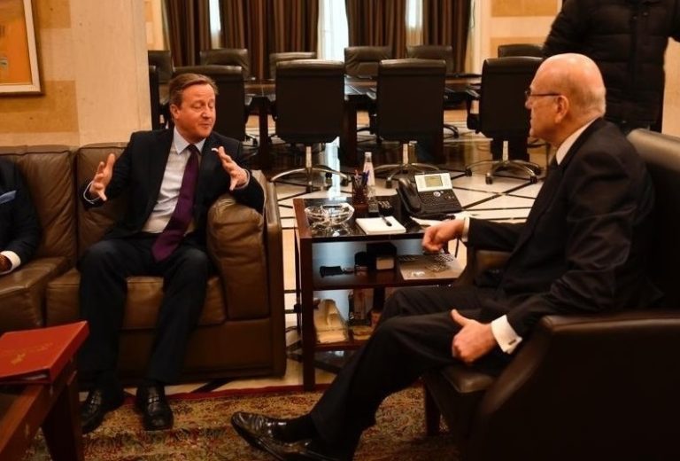 ميقاتي يلتقي كاميرون: لبنان مع تطبيق القرارات الدولية