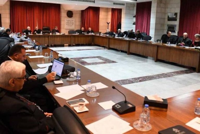 “المطارنة الموارنة”: من واجب النواب الإسراع في إنتخاب رئيس