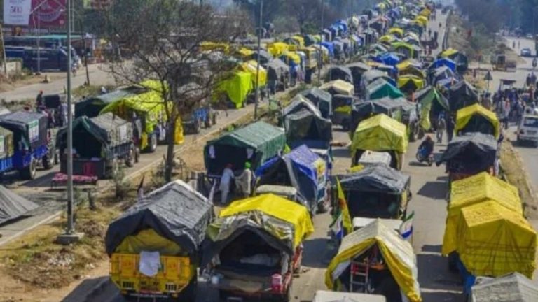 مسيرة إحتجاج للمزارعين الهنود