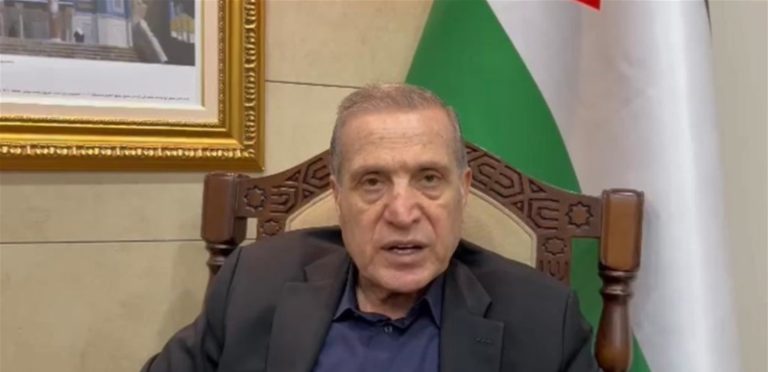 أبو ردينة: “إسرائيل” تخوض الحرب بدلاً من الولايات المتحدة