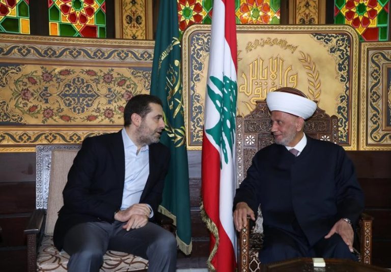 بالصور.. دريان يلتقي الحريري: لبنان لا ينهض إلا بالتعاون والتضامن