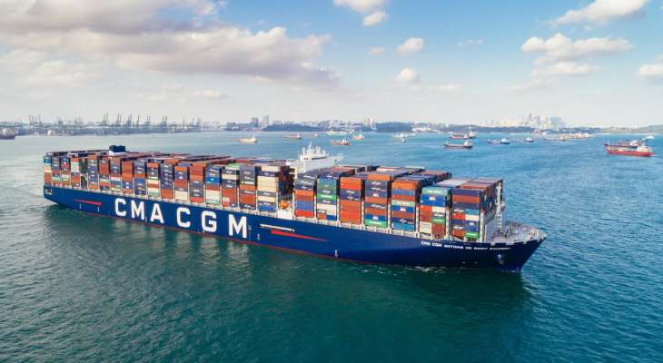 مجموعة “CMA CGM” تعلق عبور سفنها في باب المندب