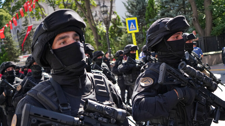 تركيا تعتقل 210 متهمين في حملة ضد “داعش”