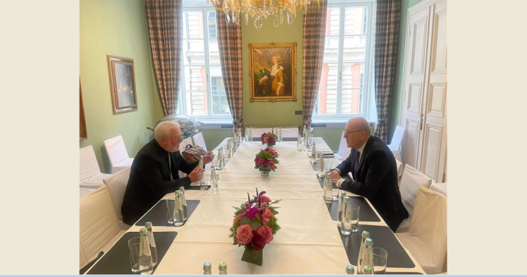 ميقاتي واصل لقاءاته في ميونيخ وتشديد على وقف الحرب