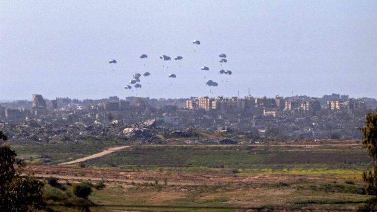 إنزال مساعدات أميركية أردنية في غزة