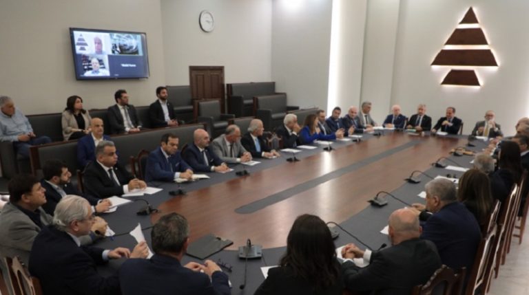 “الكتائب”: تنازل “حزب الله” عن مرشحه يخرجنا من الشغور