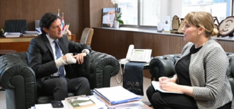 المكاري يلتقي وفد “مراسلين بلا حدود”