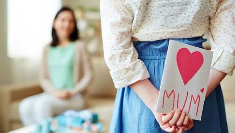 تجنّبوا 5 هدايا في عيد الأم!