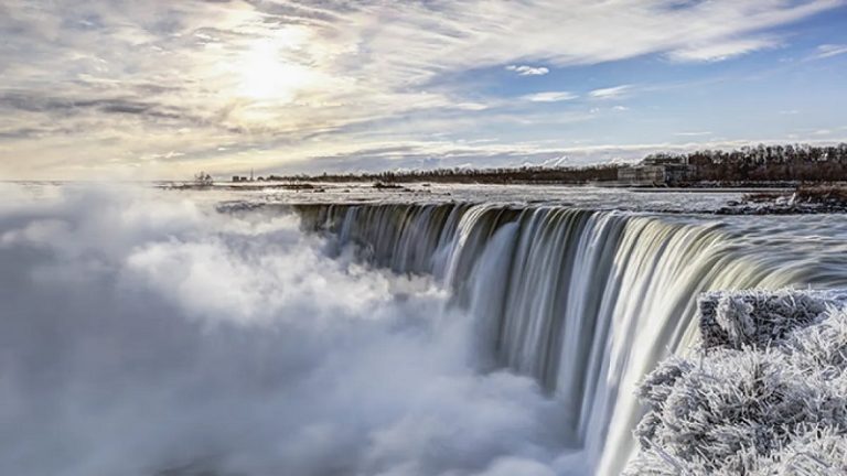 شلالات “نياغارا” تعلن حالة الطوارئ