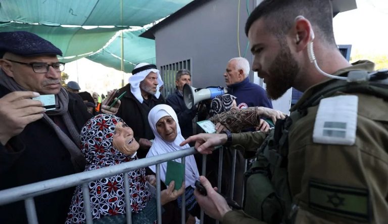 قيود صهيونية مشددة في جمعة رمضان الثانية (فيديو)