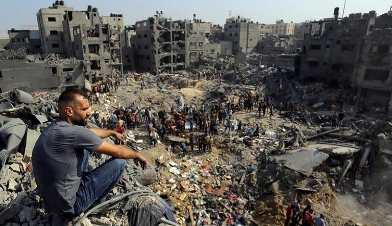 مستشار في البيت الأبيض: الوضع في غزة يدفعنا لمواجهة مع “الإسرائيليين”