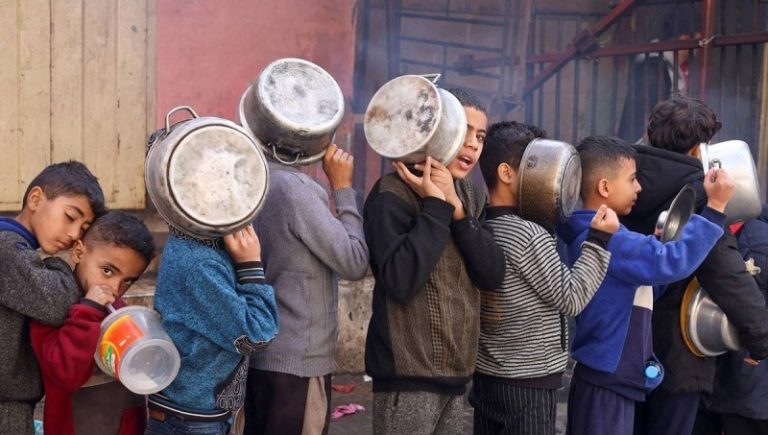 الآلاف بلا وجبة إفطار في غزة!