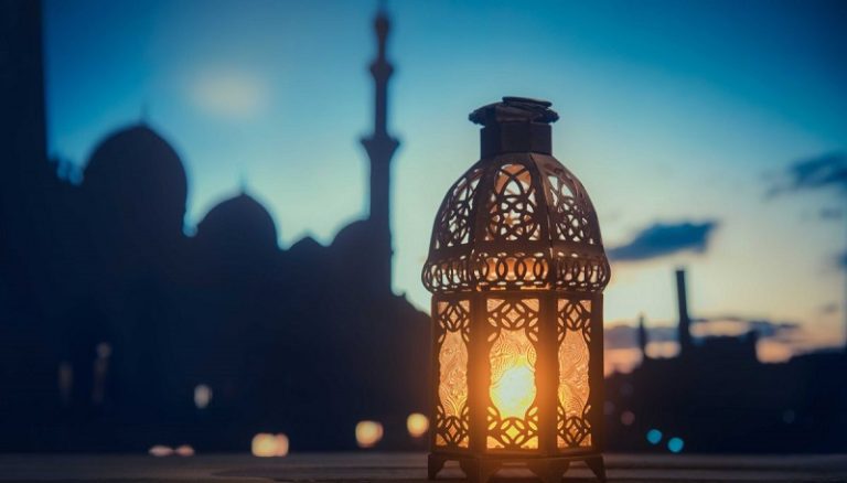 السيستاني يعلن الثلاثاء أول أيام شهر رمضان