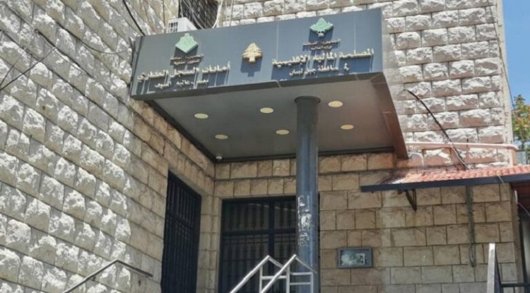 “السجل العقاري”: تسليم دفعة من أوامر القبض وسندات الملكية