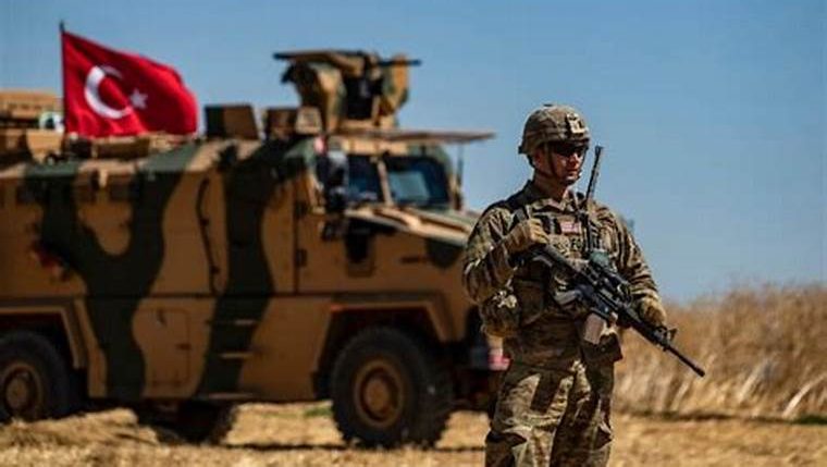 “الدفاع التركية”: تحييد 4 “إرهابيين” بغارة جوية شمال العراق
