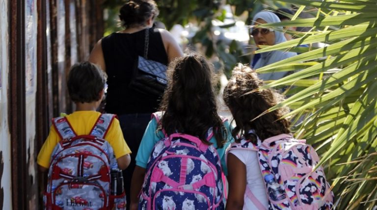 كارتيل المدارس يتغوّل: زيادة الأقساط 50% العام المقبل