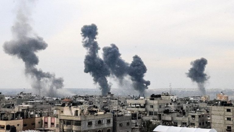 كل شيء معلّق على هدنة غزة