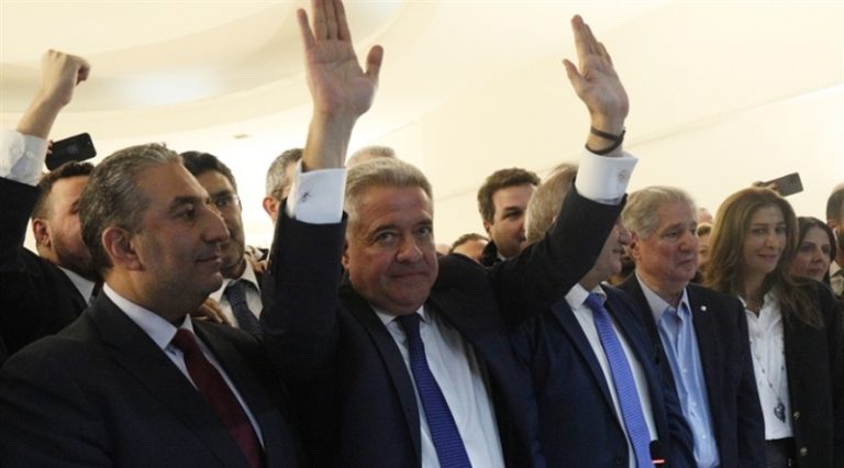 نقيب المحامين يُهمّش الثنائي!