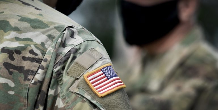 اعتقال جندي أميركيّ لبيعه أسرارًا عسكرية