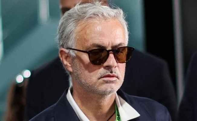 مورينيو ينفي وجود مفاوضات لتدريب القادسية