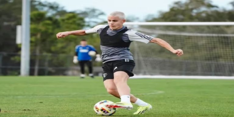 مانشستر سيتي يقترب من ضم موهبة أميركية