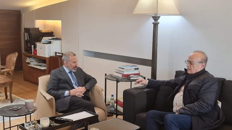 وهاب: من الطبيعي في المواجهة مع “إسرائيل” الوقوف إلى جانب المقاومة