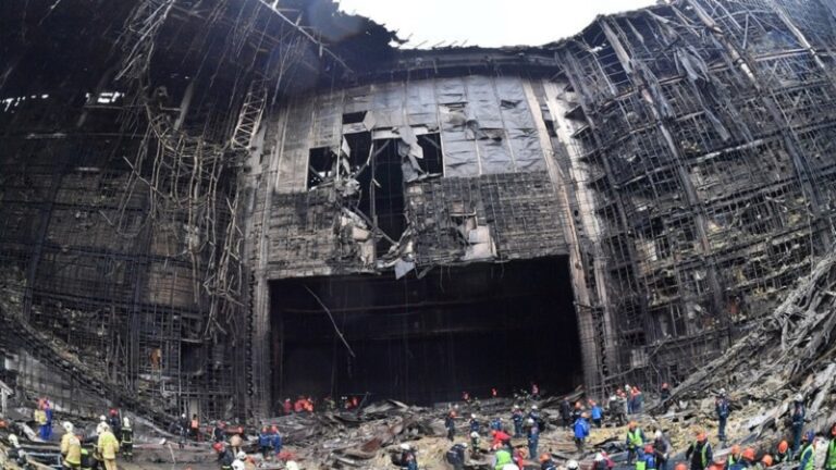 منفذو هجوم “كروكوس” يقرون بالجهة التي أمرتهم بتنفيذ العملية