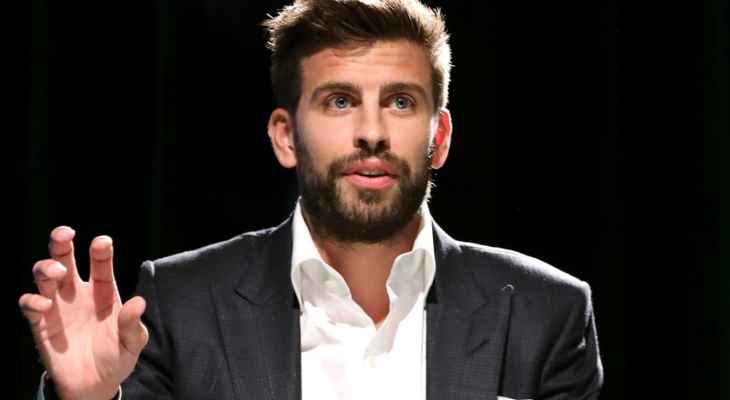 بيكيه يهاجم إدارة برشلونة