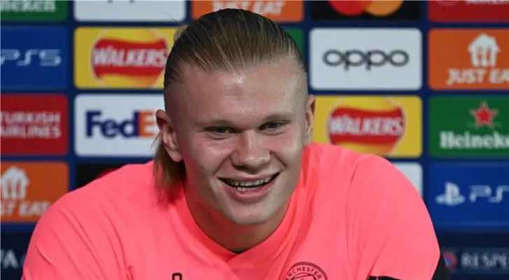 هالاند يختار الأفضل عبر التاريخ ويتحدث عن ارتباطه بريال مدريد