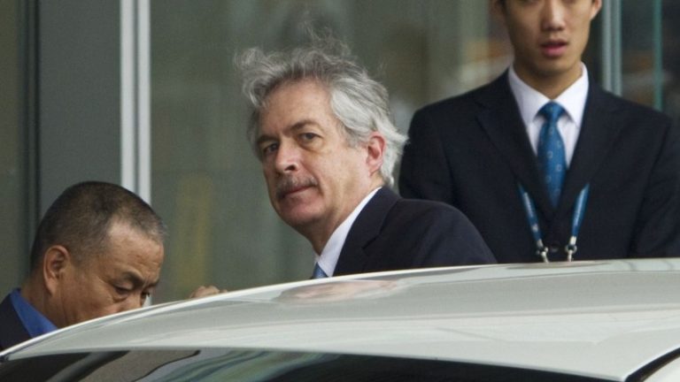 لقاء سري بين رئيسي “CIA” و”الموساد” في دولة عربية!