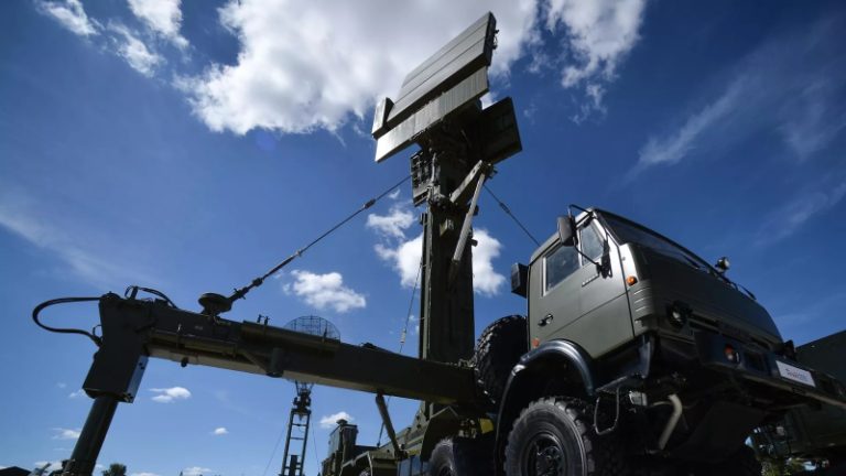 “الدفاع الروسية” تدمج أنظمة الرادار مع الأسلحة الهجومية