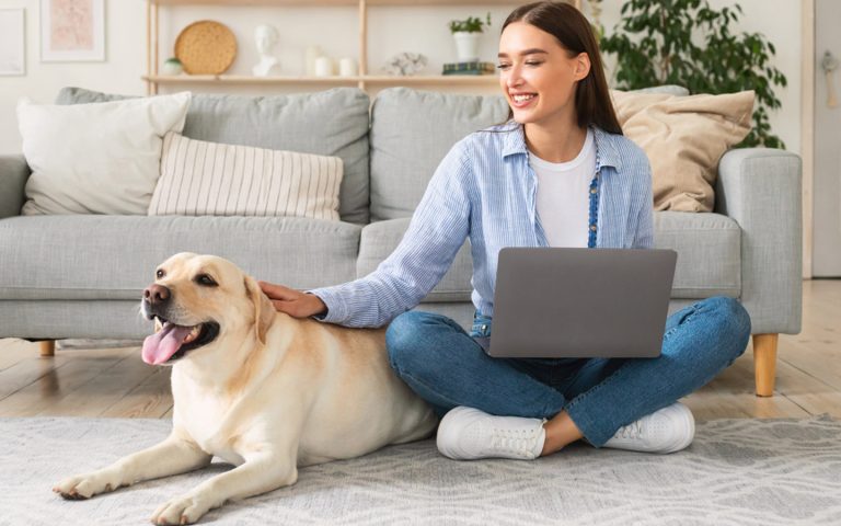 الكلاب وسيلة فعالة لتقليل توتر الإنسان؟