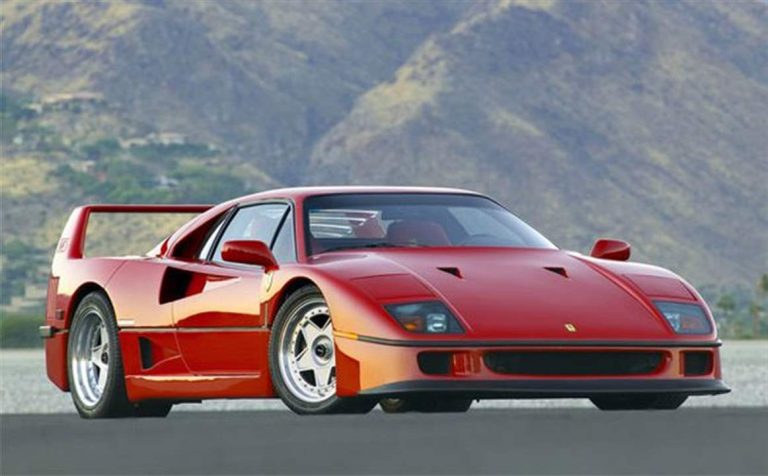العثور على سيارة فيراري بعد 29 عاماً من فقدانها!