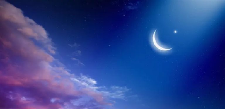 فضل الله يعلن الأحد أول أيام عيد الفطر