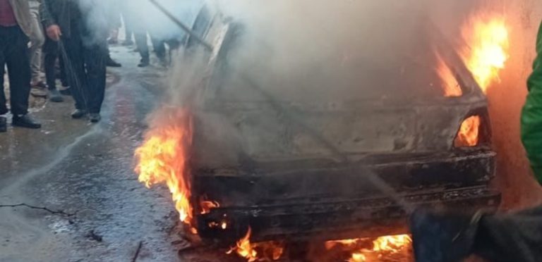 بالفيديو.. وفاة طفل بحريق داخل سيارة