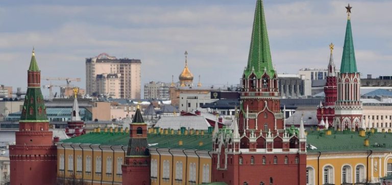 الكرملين: روسيا وأميركا لديهما رغبة في التحرك نحو حل الصراع